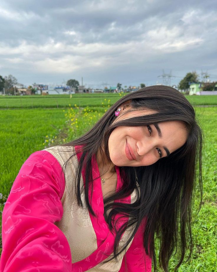 instagram-dp-for-girls-emoji