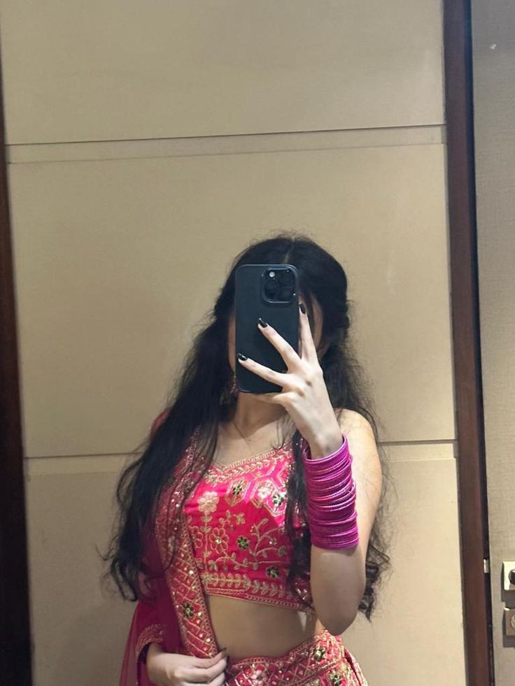 instagram-girls-dp-black-stylish-simple