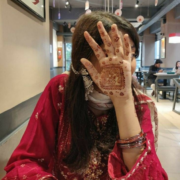 stylish-hidden-face-dp-pic-for-girls