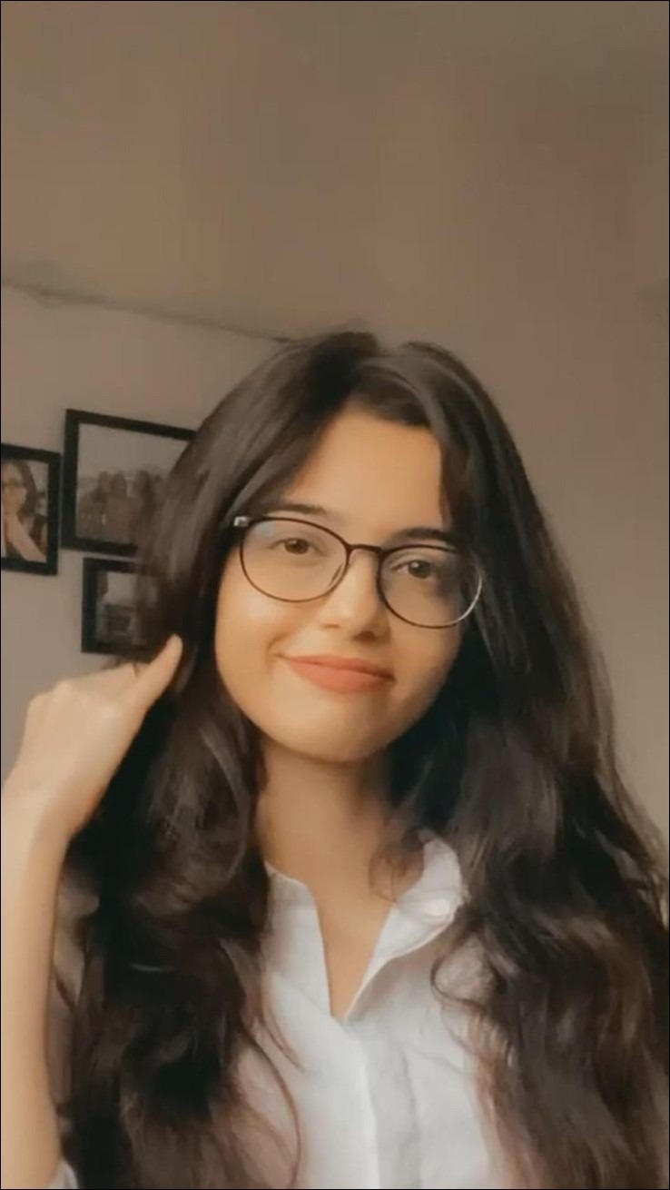 natural simple girl photos