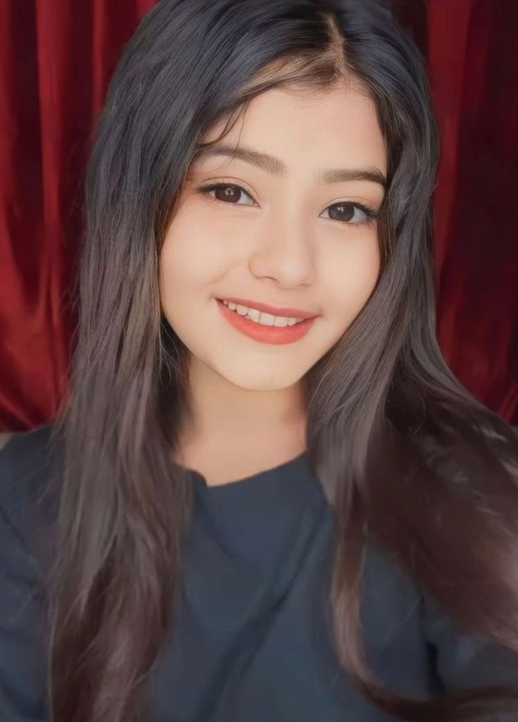 normal simple girl dp