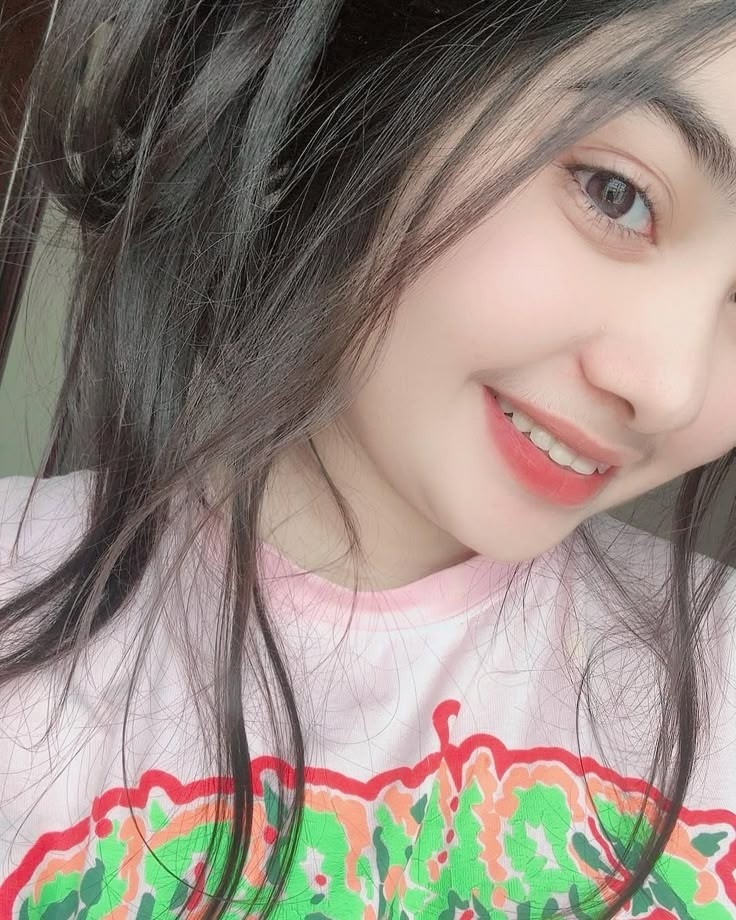 simple girl image hd