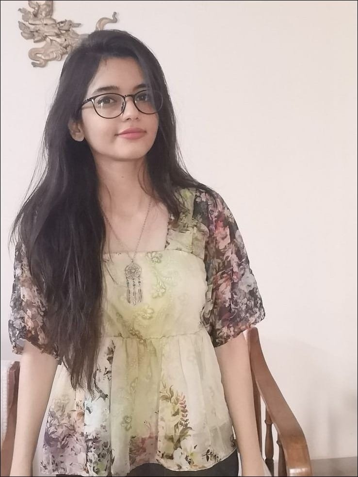 simple girl photo download