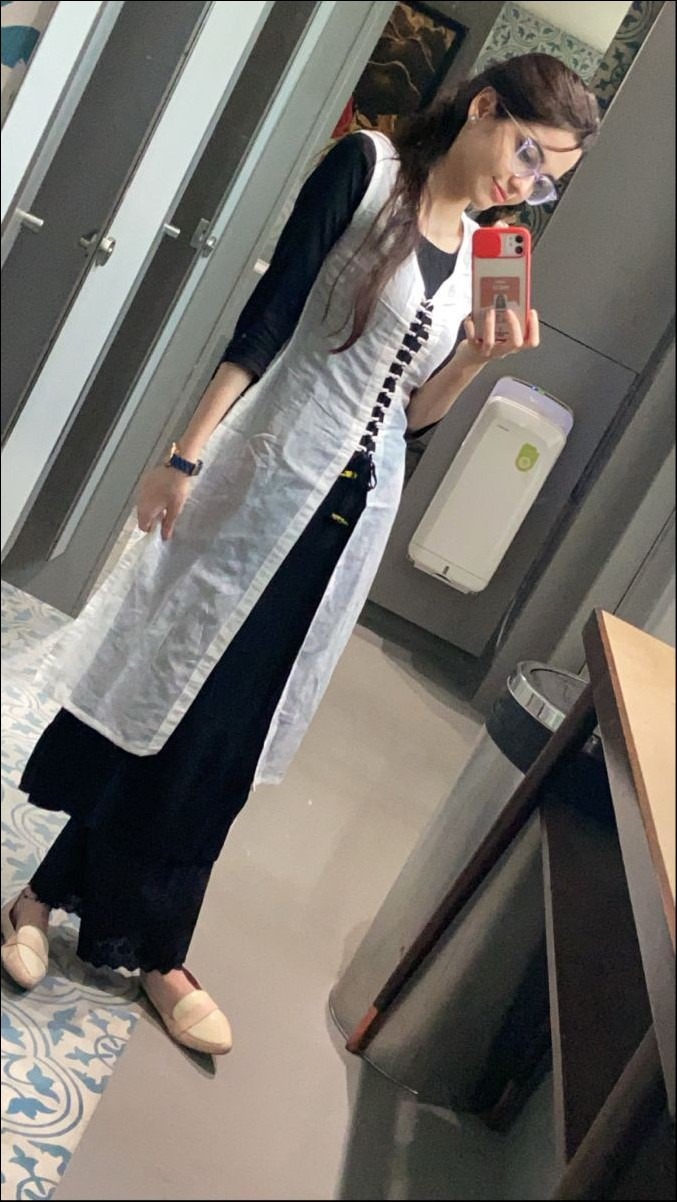 stylish simple girl dp