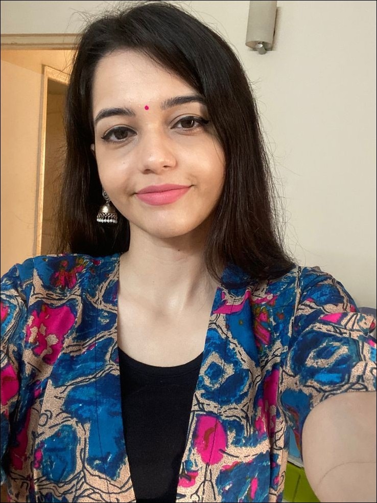 stylish simple girl dp